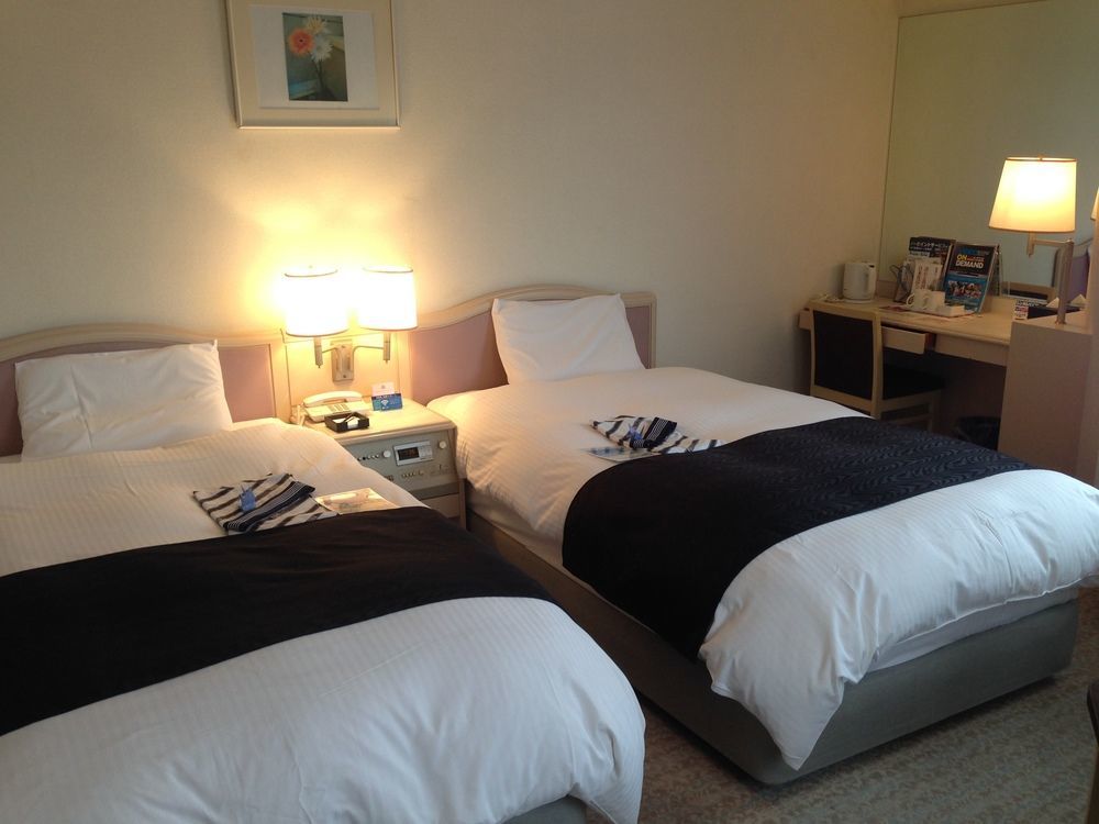 Apa Hotel Takaoka Marunouchi Zewnętrze zdjęcie